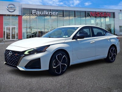 2023 Nissan Altima SR