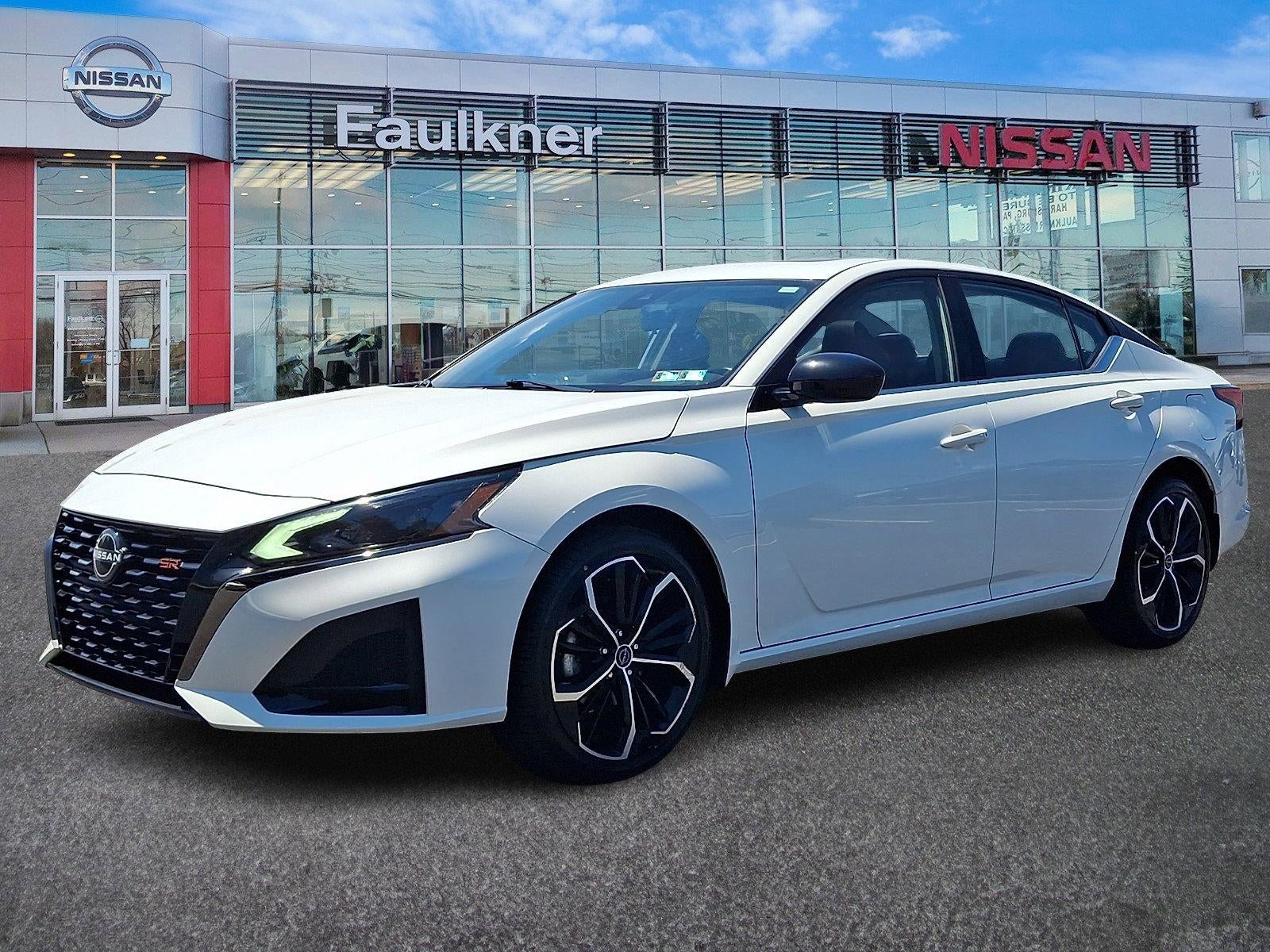 2023 Nissan Altima SR