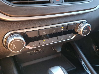 2024 Nissan Altima 2.5 SV Sedan