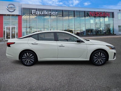 2024 Nissan Altima SV
