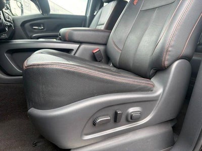 2023 Nissan Titan 4x4 Crew Cab PRO-4X