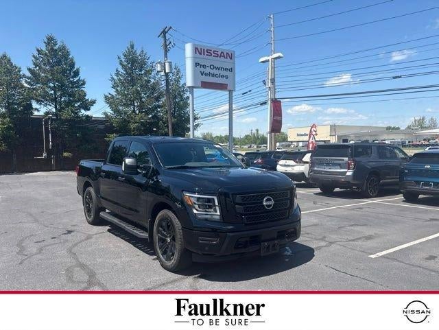 2023 Nissan TITAN Crew Cab SV