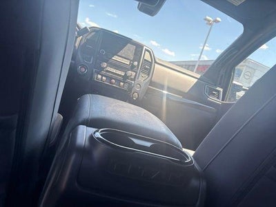 2023 Nissan TITAN Crew Cab SV