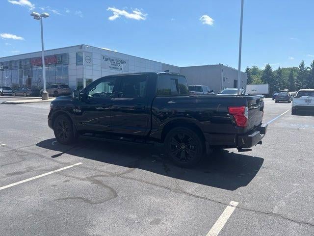 2023 Nissan TITAN Crew Cab SV