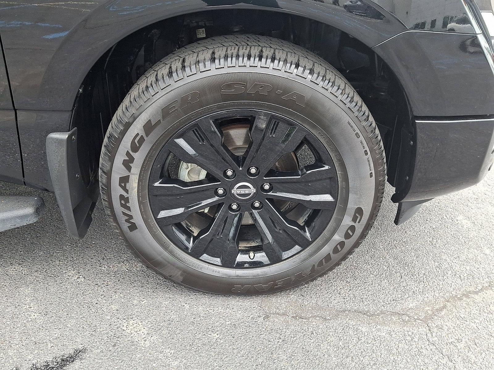 2023 Nissan TITAN Crew Cab SV