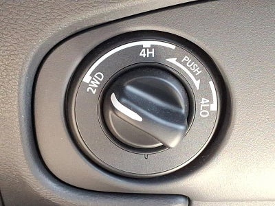 2024 Nissan Frontier Crew Cab SL