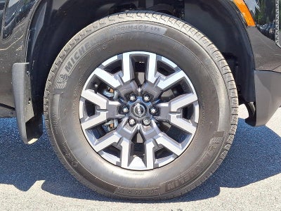 2024 Nissan Frontier Crew Cab SL