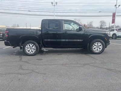 2023 Nissan Frontier Crew Cab 4x4 SV Auto
