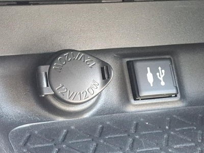 2019 Toyota RAV4 XLE Premium AWD (Natl)