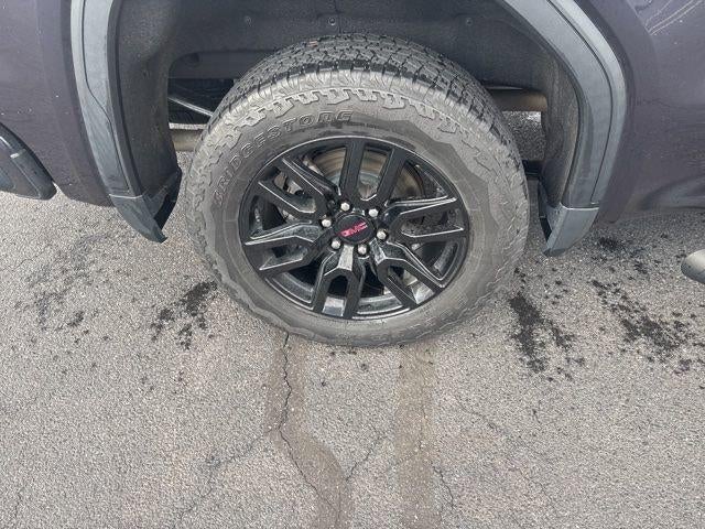 2022 GMC Sierra 1500 Crew Cab Short Box 4-Wheel Drive Elevation 3SB