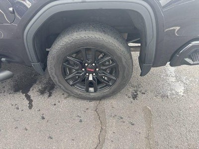 2022 GMC Sierra 1500 Crew Cab Short Box 4-Wheel Drive Elevation 3SB