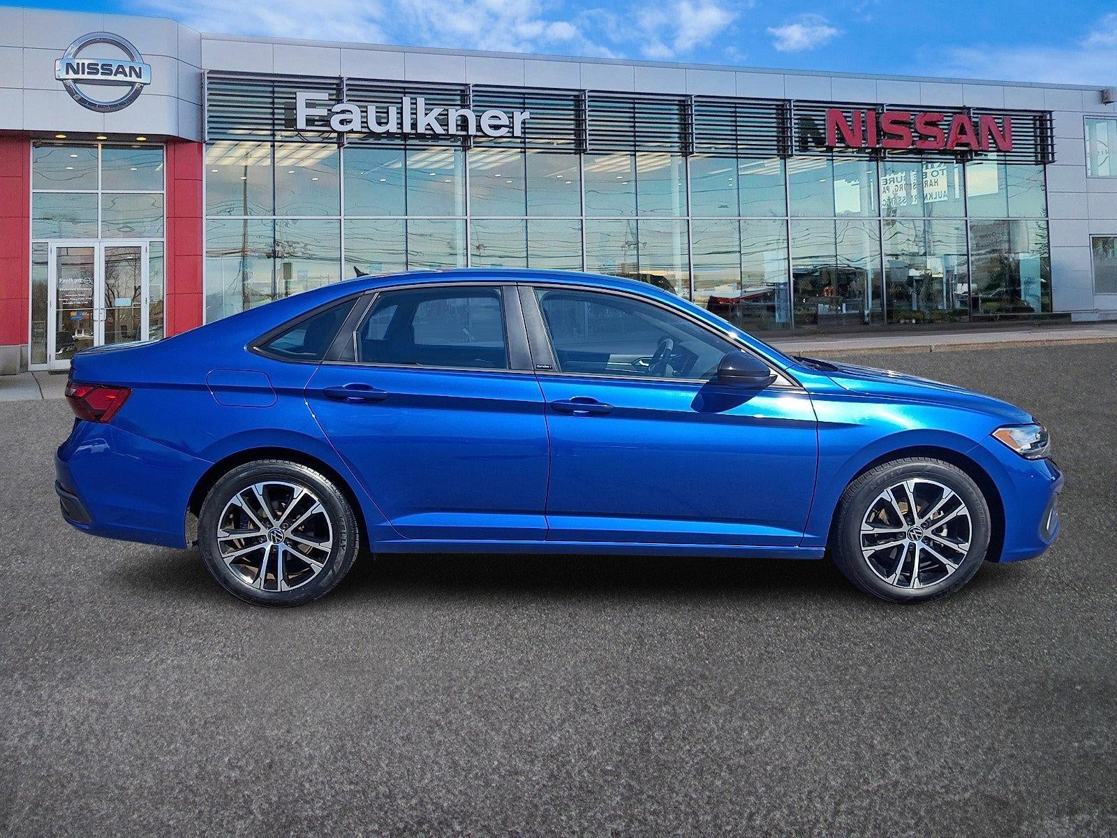 2023 Nissan Sentra SV CVT