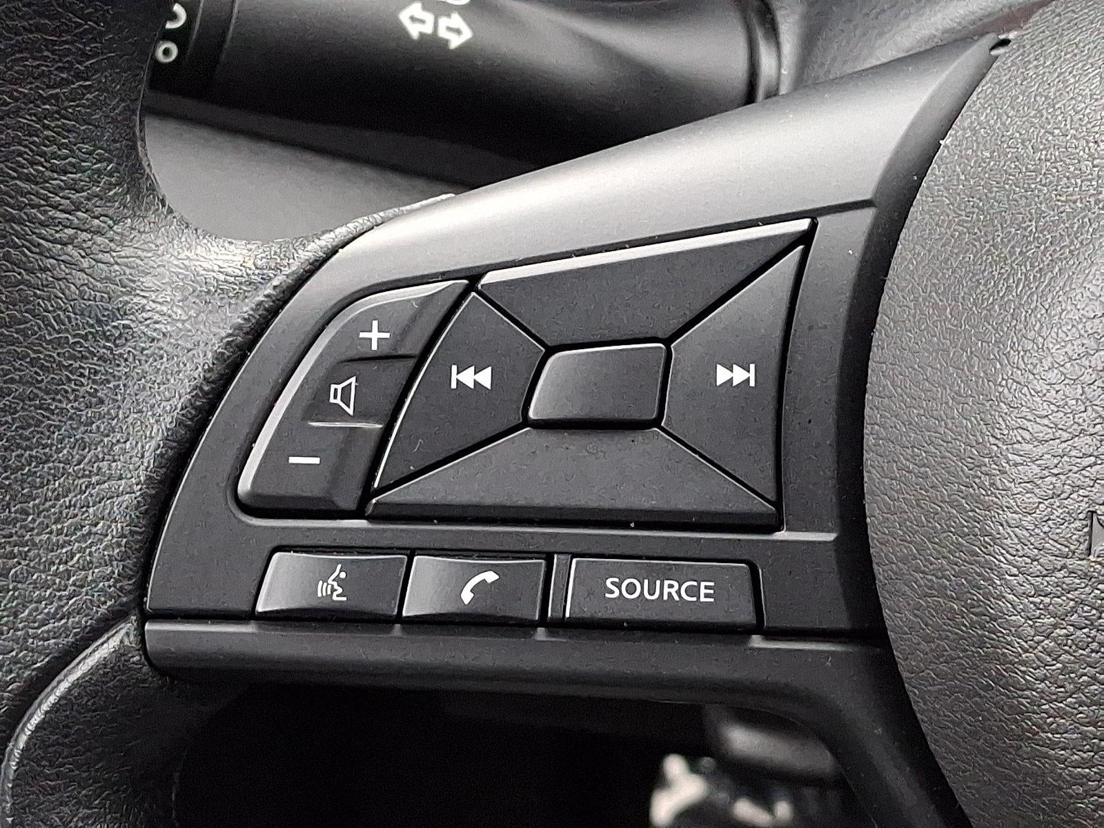 2025 Nissan Kicks Play S FWD
