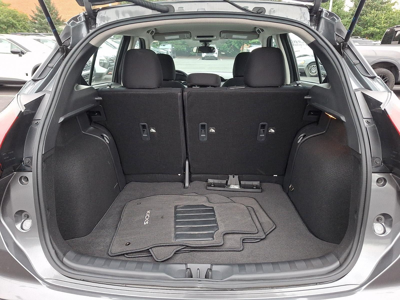 2025 Nissan Kicks Play S