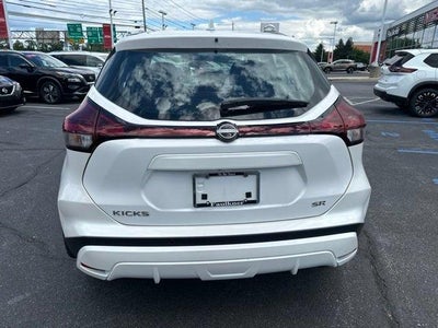 2023 Nissan Kicks SR
