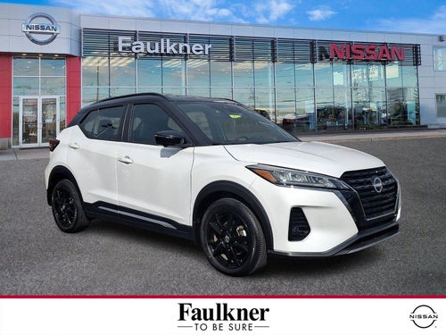 2023 Nissan Kicks SR