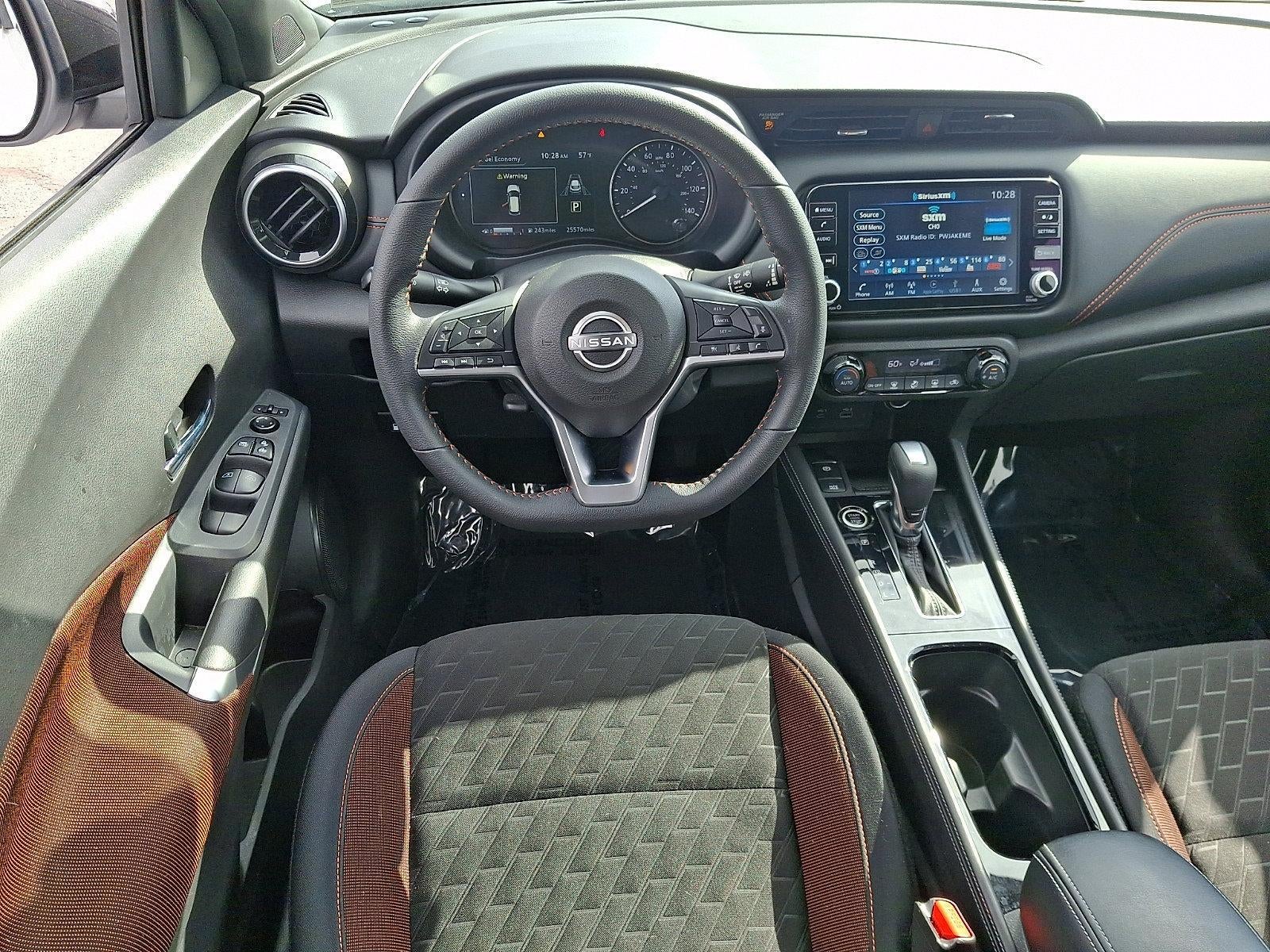 2023 Nissan Kicks SR