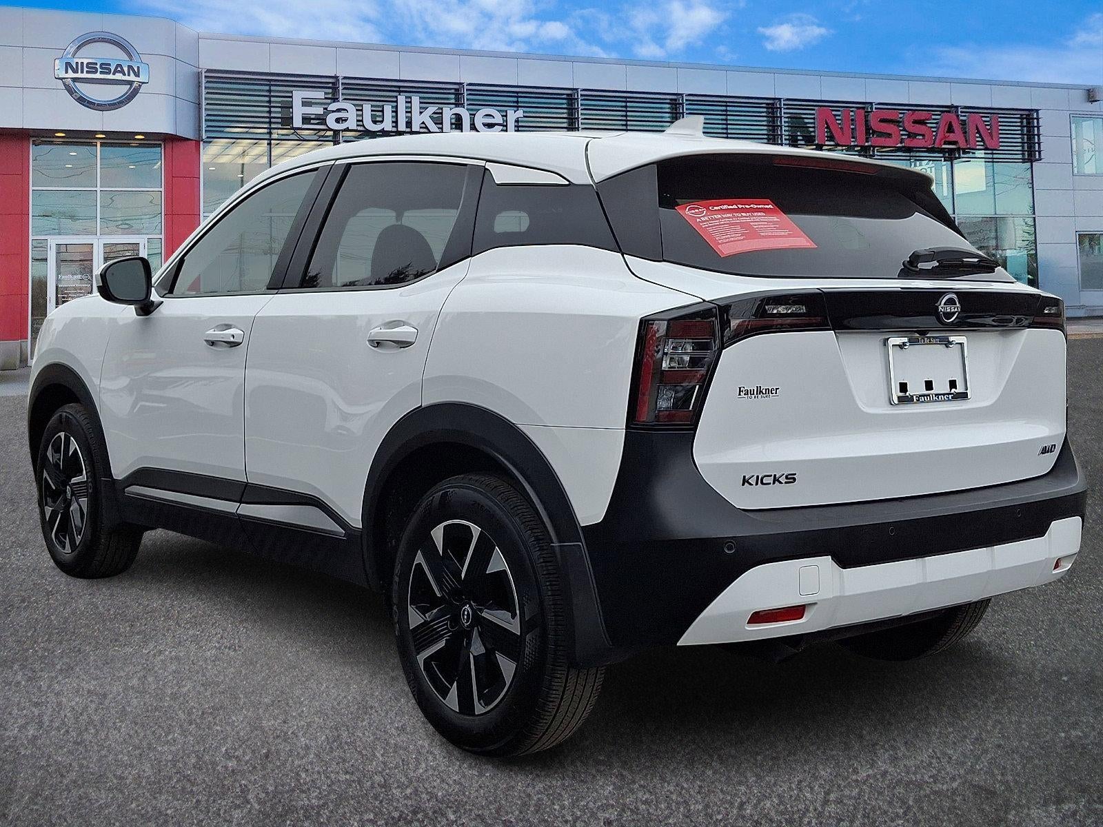 2025 Nissan Kicks SV