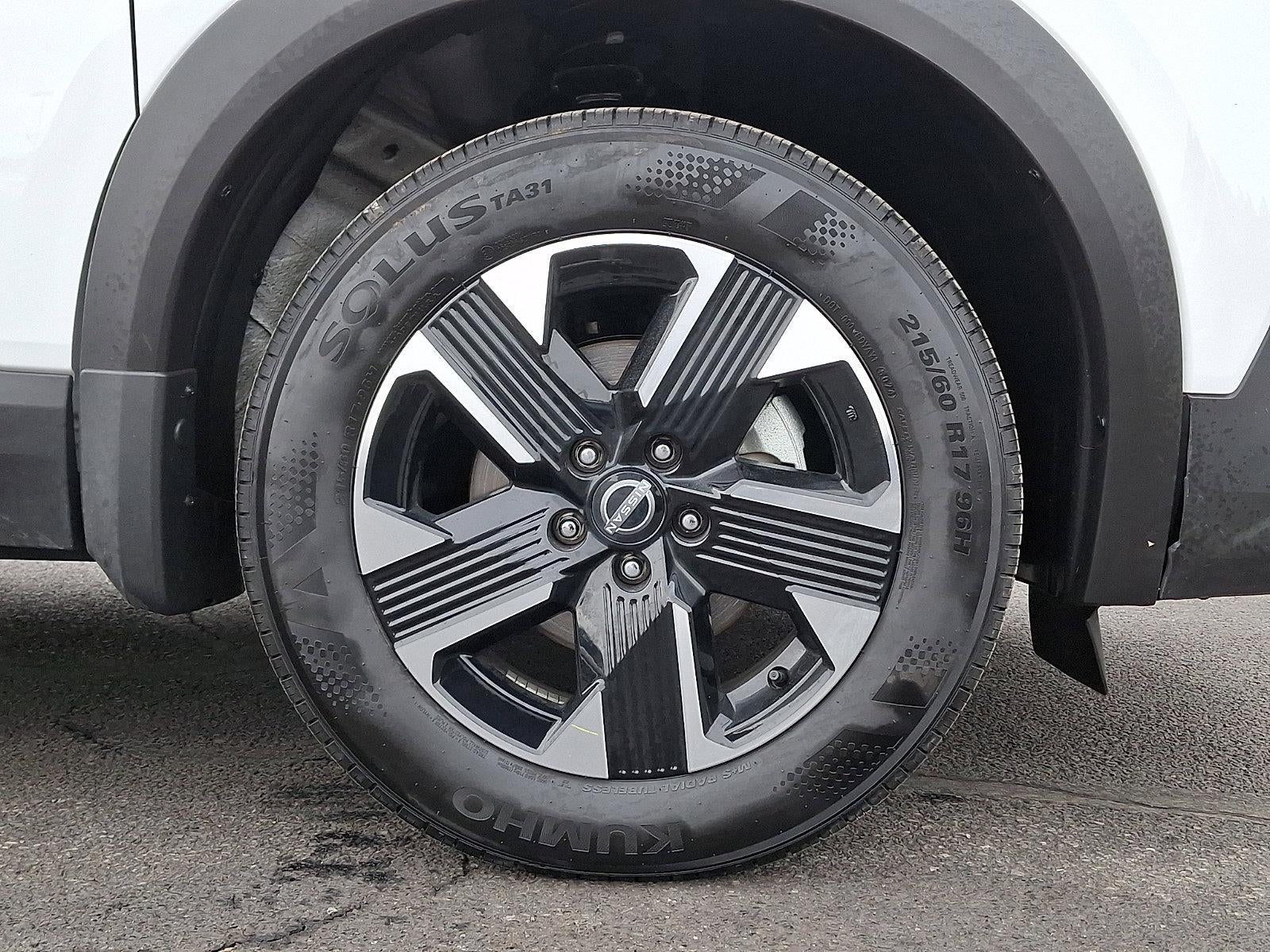 2025 Nissan Kicks SV