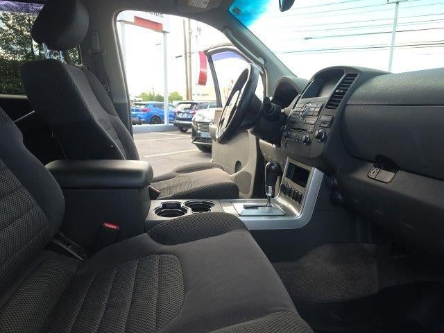 2011 Nissan Pathfinder 4WD 4dr V6 SV