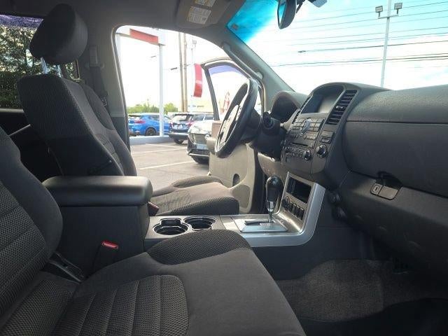 2011 Nissan Pathfinder 4WD 4dr V6 SV