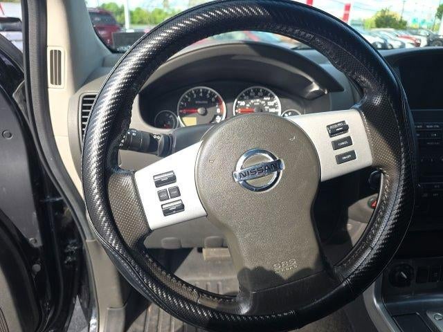 2011 Nissan Pathfinder 4WD 4dr V6 SV