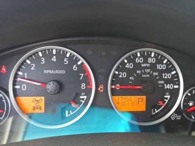 2011 Nissan Pathfinder 4WD 4dr V6 SV