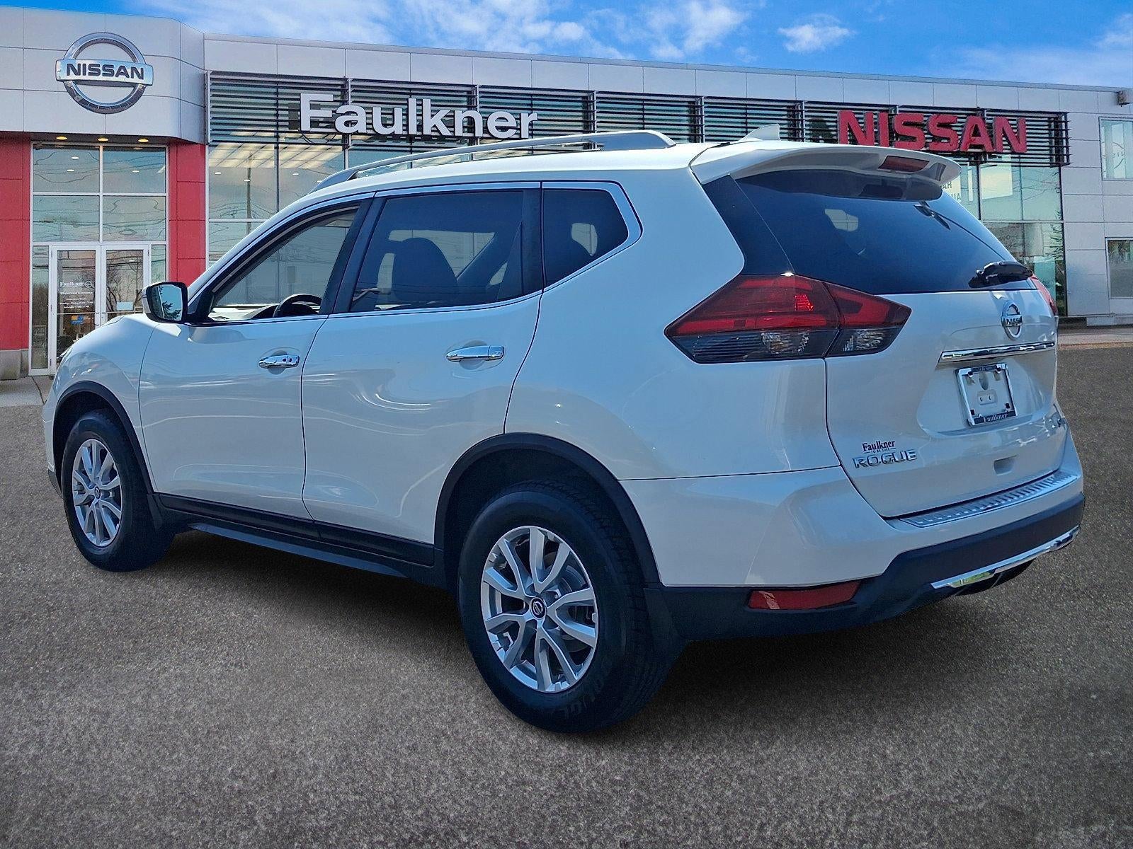 2017 Nissan Rogue SV