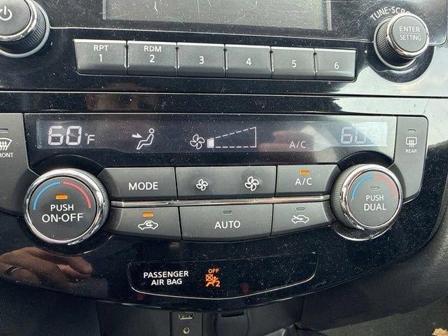 2016 Nissan Rogue AWD 4dr SV