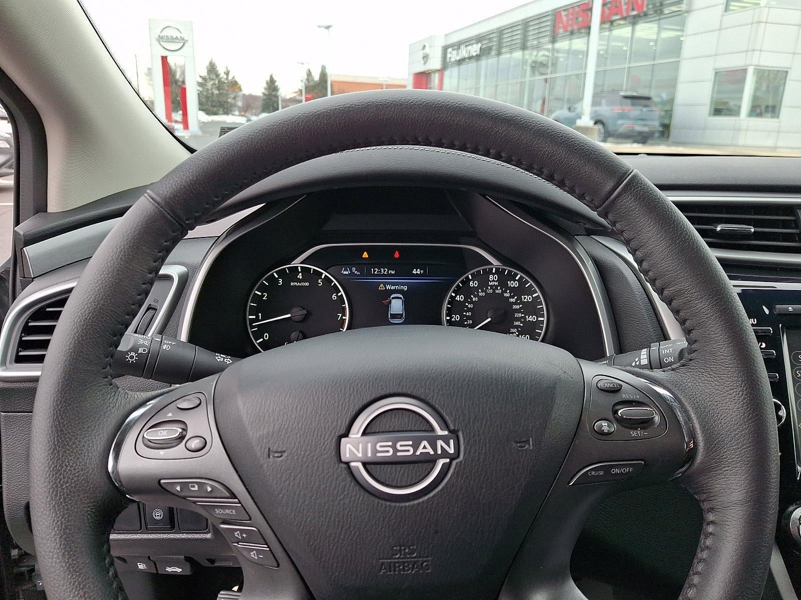 2024 Nissan Murano SV