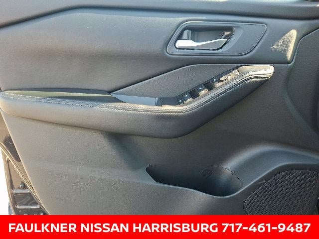 2024 Nissan Rogue AWD SV