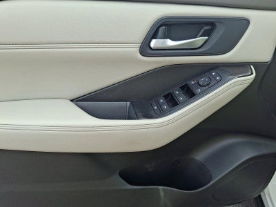 2023 Nissan Rogue AWD SV