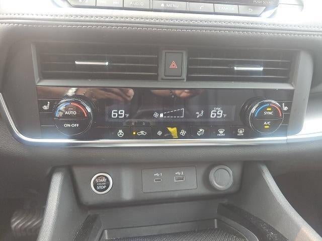 2023 Nissan Rogue AWD SV