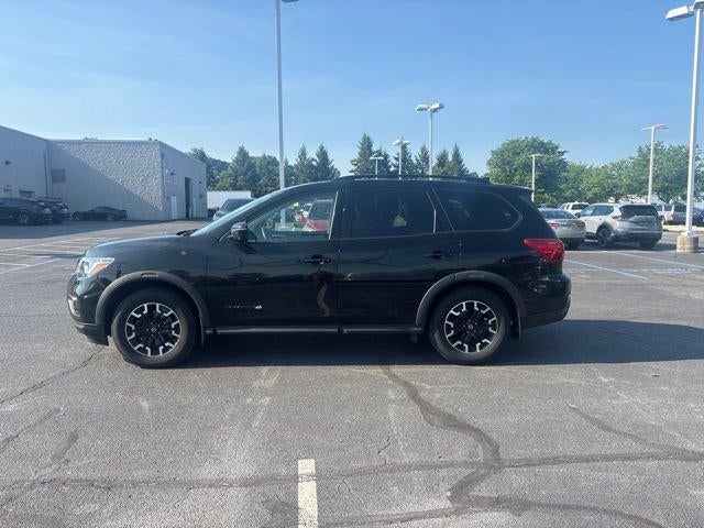 2020 Nissan Pathfinder 4x4 SL