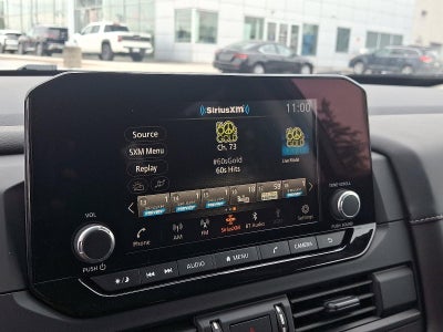 2025 Nissan Pathfinder S