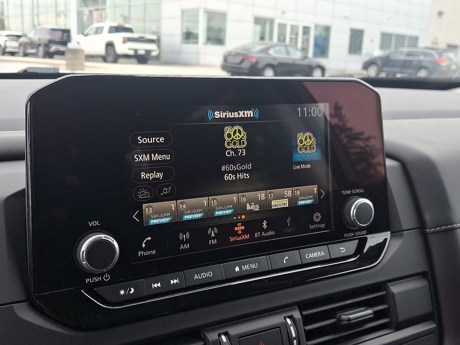 2025 Nissan Pathfinder S