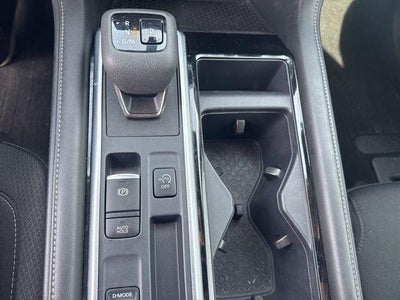 2024 Nissan Pathfinder SV 2WD