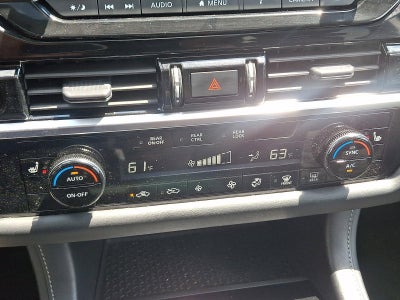 2023 Nissan Pathfinder SV