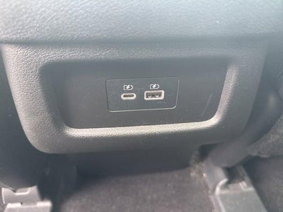 2023 Nissan Pathfinder SV