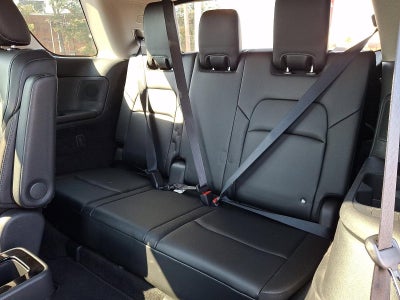 2023 Nissan Pathfinder SL 4WD