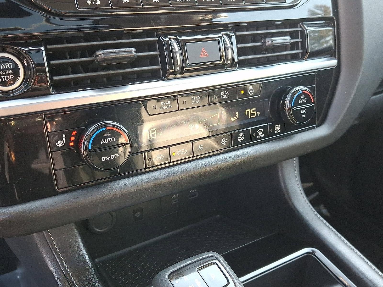 2023 Nissan Pathfinder SL 4WD