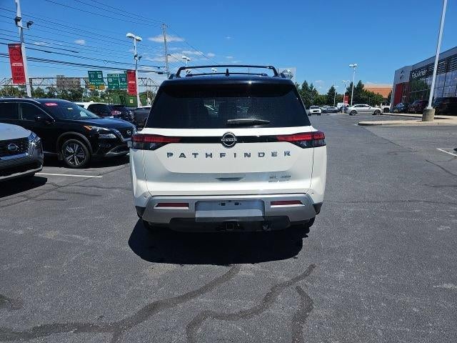 2024 Nissan Pathfinder SL 4WD