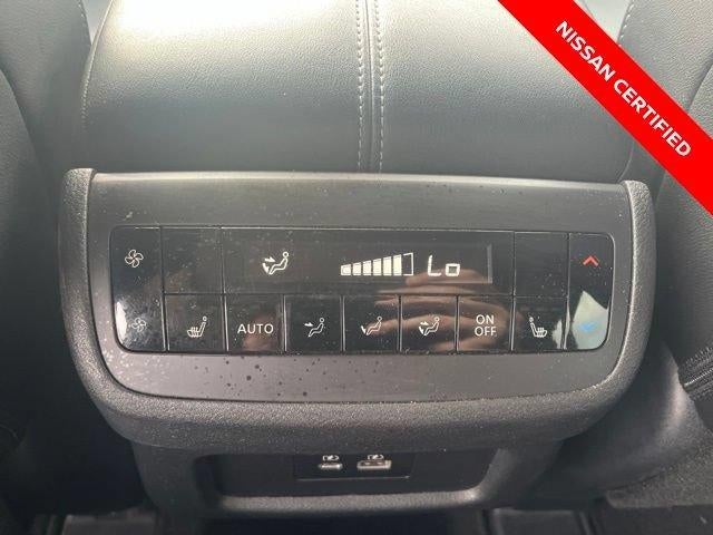 2024 Nissan Pathfinder SL