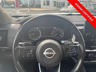 2024 Nissan Pathfinder SL