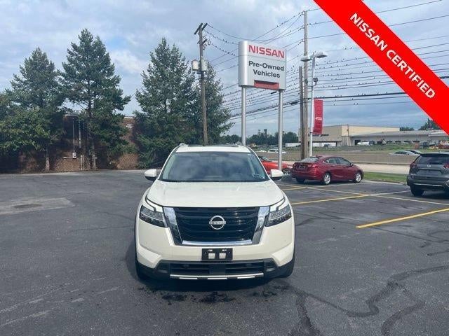 2024 Nissan Pathfinder SL