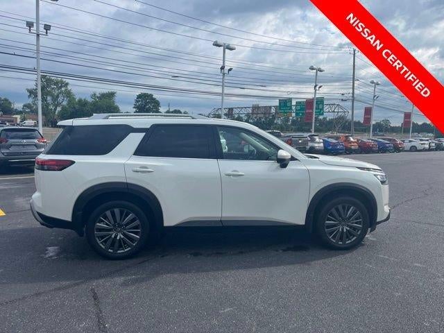 2024 Nissan Pathfinder SL