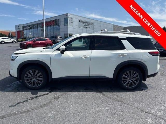 2024 Nissan Pathfinder SL