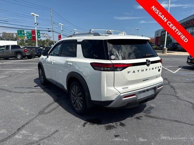 2024 Nissan Pathfinder SL