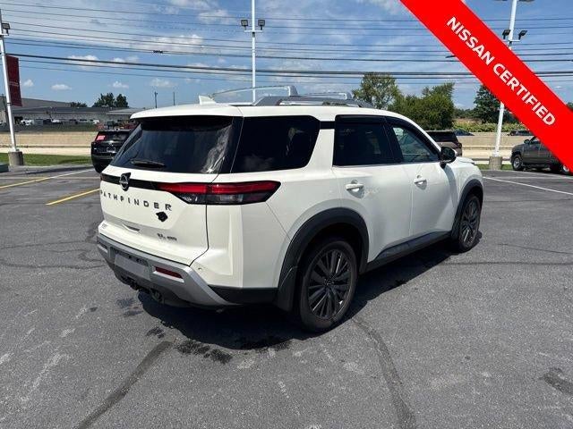 2024 Nissan Pathfinder SL