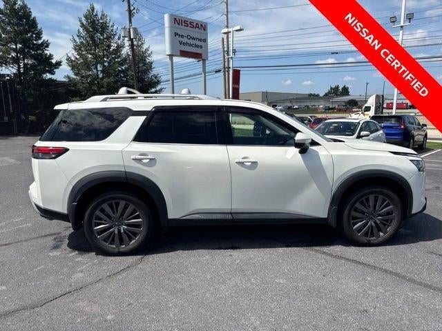 2024 Nissan Pathfinder SL
